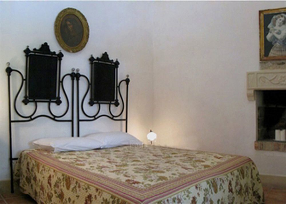 Palazzo Vecchio Bed & Breakfast มาริตติมา ภายนอก รูปภาพ