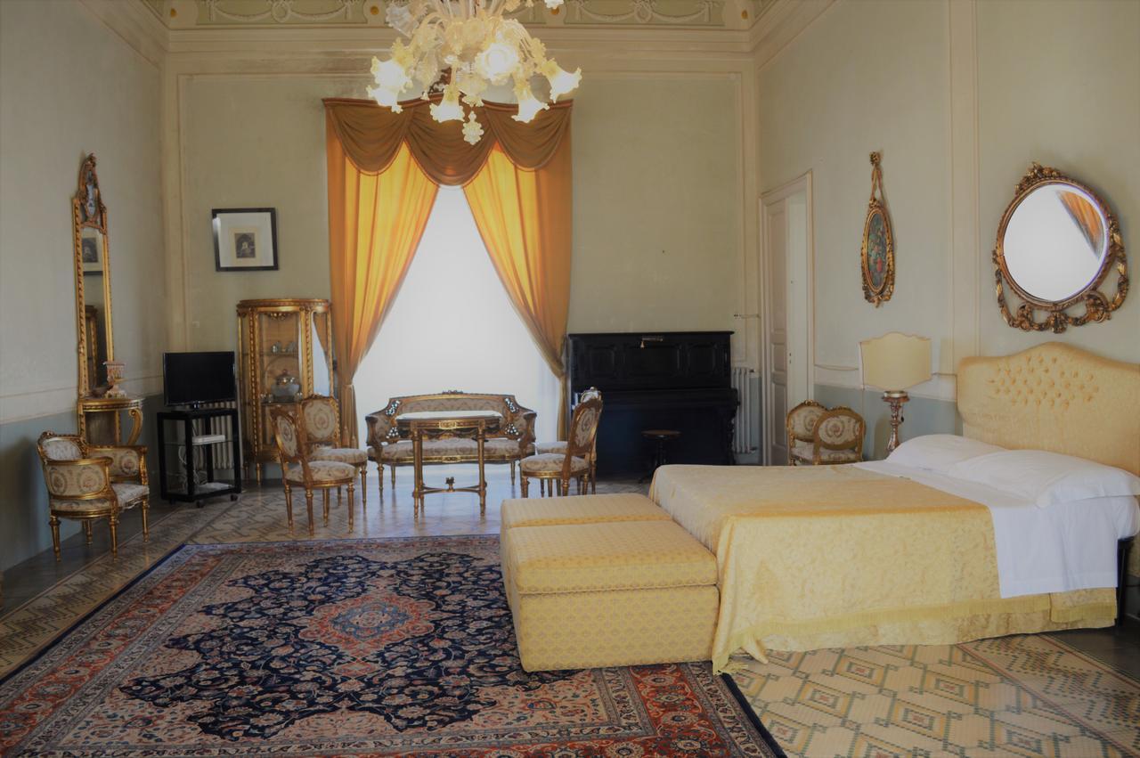 Palazzo Vecchio Bed & Breakfast มาริตติมา ภายนอก รูปภาพ