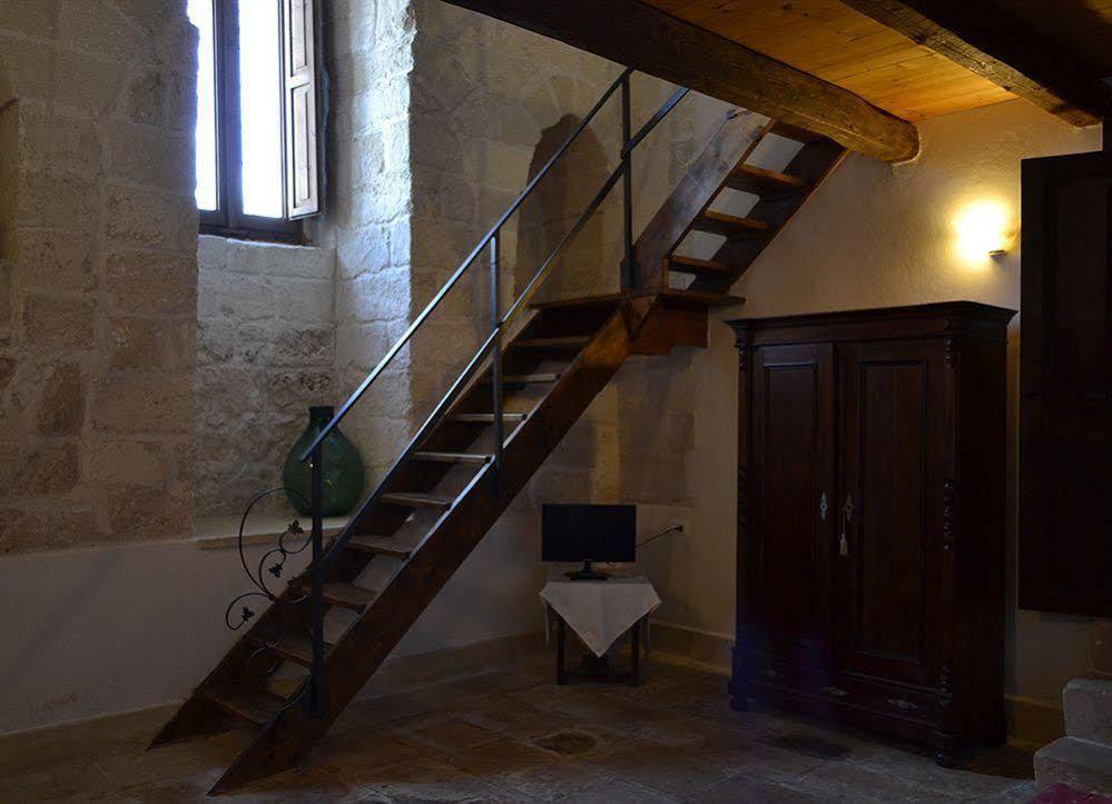 Palazzo Vecchio Bed & Breakfast มาริตติมา ภายนอก รูปภาพ