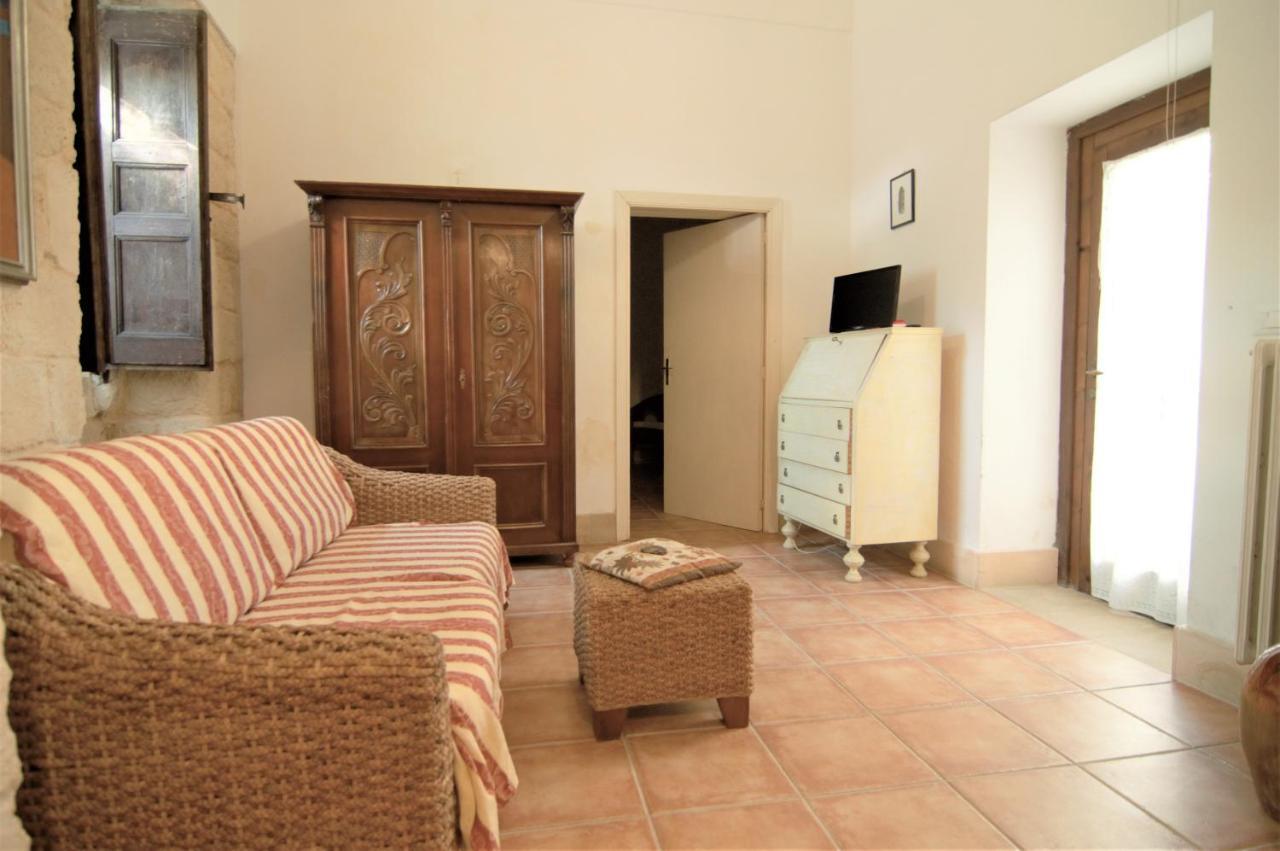 Palazzo Vecchio Bed & Breakfast มาริตติมา ภายนอก รูปภาพ