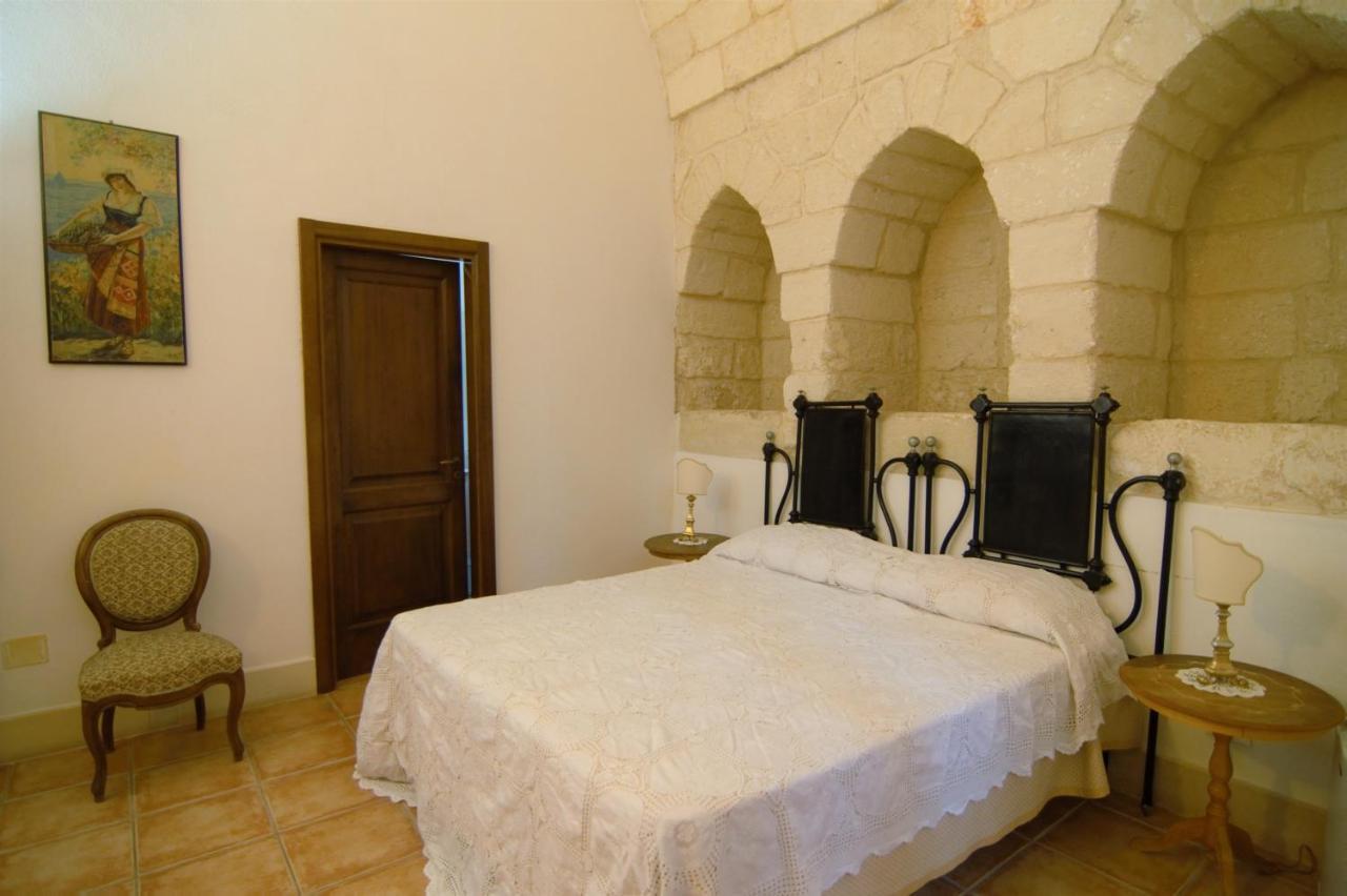 Palazzo Vecchio Bed & Breakfast มาริตติมา ภายนอก รูปภาพ