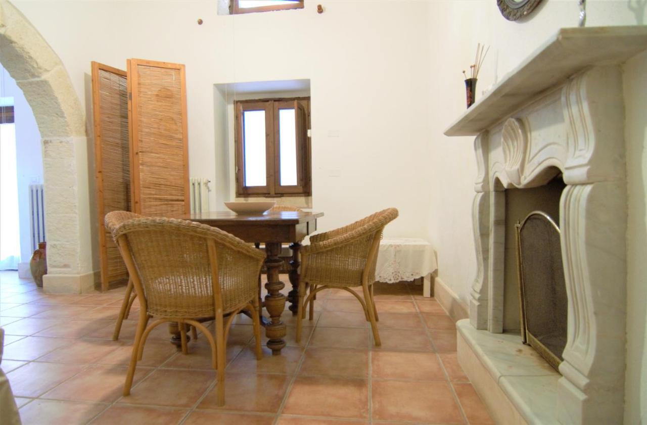 Palazzo Vecchio Bed & Breakfast มาริตติมา ภายนอก รูปภาพ